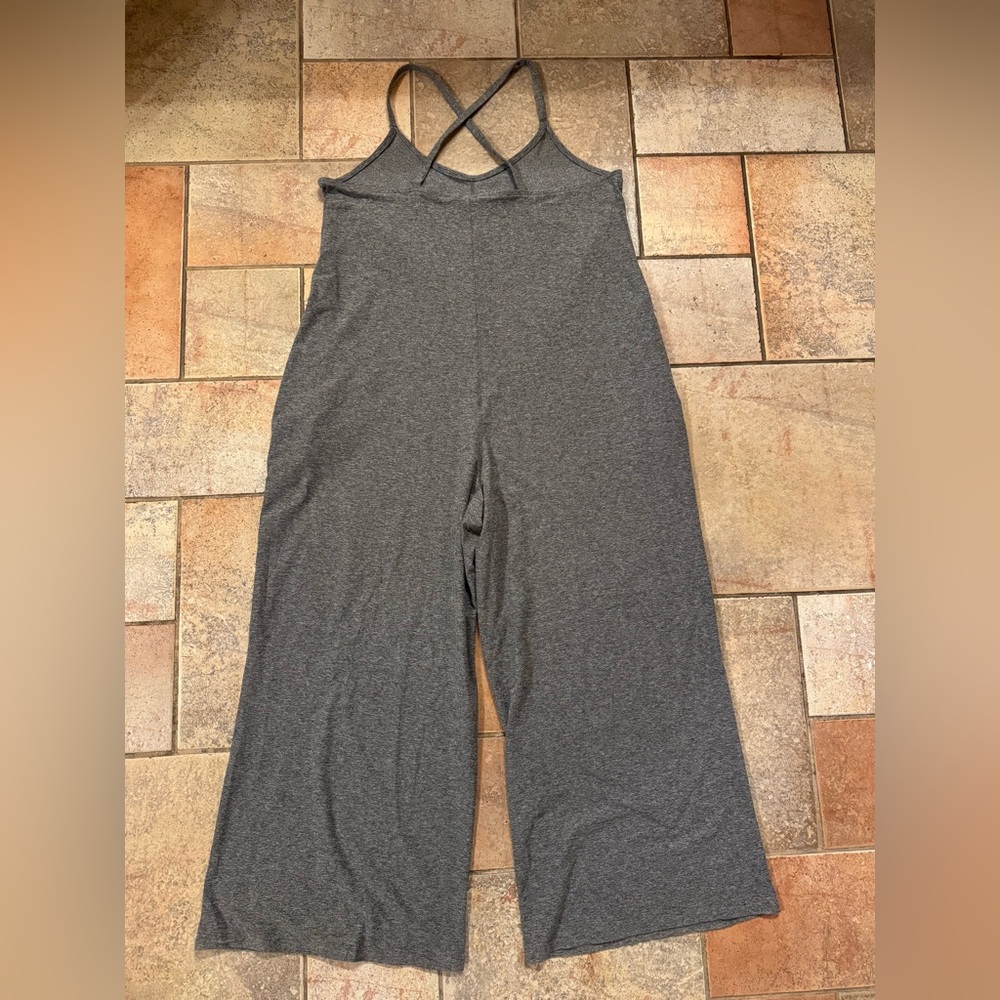 Fabletics Charcoal Grey Heather Cloud Jersey Wide… - image 7